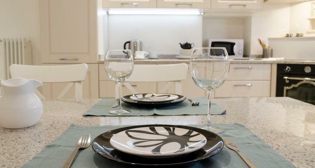 Lake Como Joivy Splendid 3Br Apt With Parking And Terrace In Como מראה חיצוני תמונה
