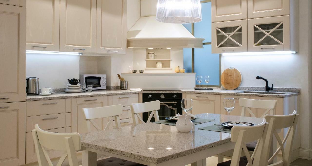 Lake Como Joivy Splendid 3Br Apt With Parking And Terrace In Como מראה חיצוני תמונה